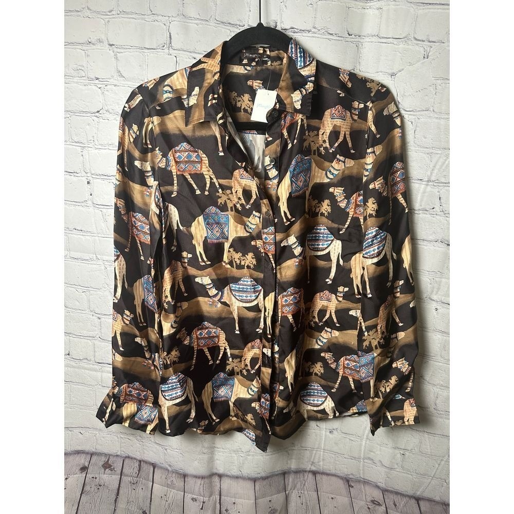 J. MCLAUGHLIN Unique Silk blend Camel Print  Shirt Bohemian Desert Theme